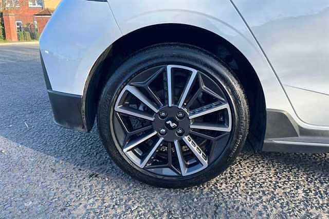 Hyundai I20 1.0 T-GDi MHEV N Line Hatchback 5dr Petrol Hybrid Manual Euro 6 (s/s) (120 ps) White