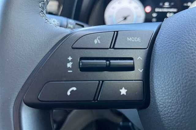 Hyundai BAYON 1.0 T-GDi Tech Line SUV 5dr Petrol Manual Euro 6 (s/s) (90 ps)
