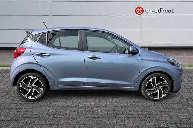 Hyundai i10 1.2 Premium Hatchback 5dr Petrol Auto Euro 6 (s/s) (79 ps)
