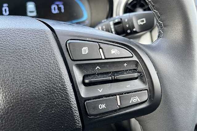 Hyundai i10 1.2 Premium Hatchback 5dr Petrol Auto Euro 6 (s/s) (79 ps)