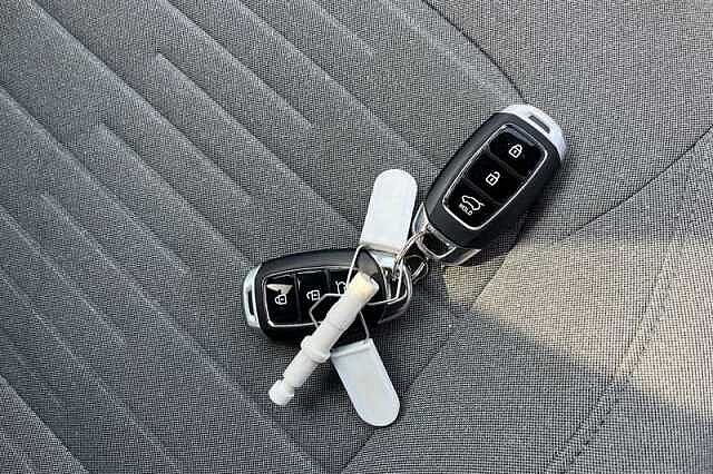 Hyundai i10 1.2 Premium Hatchback 5dr Petrol Auto Euro 6 (s/s) (79 ps)