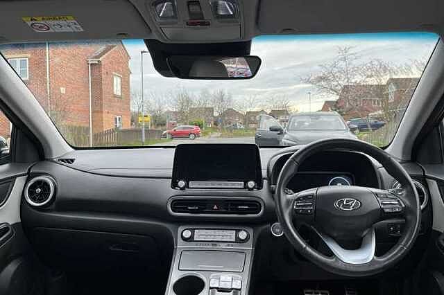 Hyundai KONA 64kWh Ultimate SUV 5dr Electric Auto (10.5kW Charger) (204 ps)
