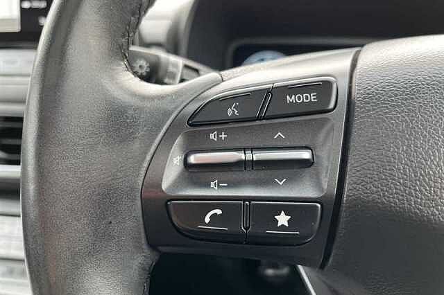 Hyundai KONA 64kWh Ultimate SUV 5dr Electric Auto (10.5kW Charger) (204 ps)