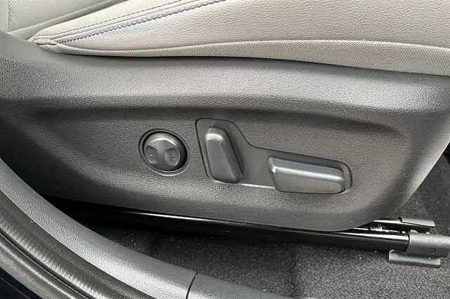 Hyundai KONA 64kWh Ultimate SUV 5dr Electric Auto (10.5kW Charger) (204 ps)