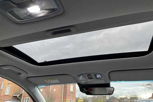 Hyundai KONA 64kWh Ultimate SUV 5dr Electric Auto (10.5kW Charger) (204 ps)