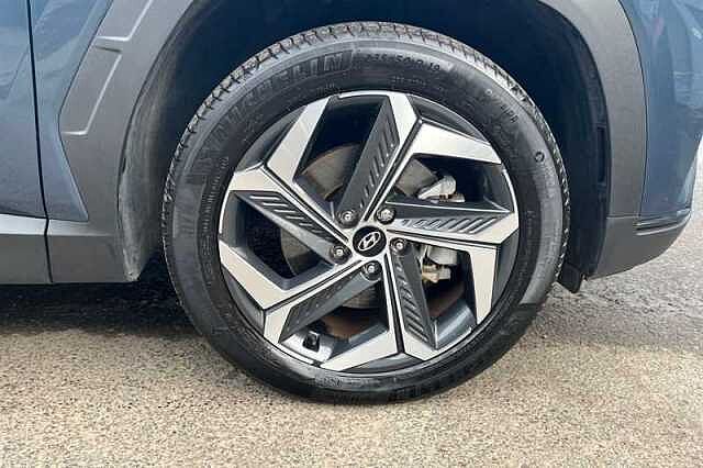 Hyundai TUCSON 1.6 h T-GDi 13.8kWh Premium SUV 5dr Petrol Plug-in Hybrid Auto 4WD Euro 6 (s/s)