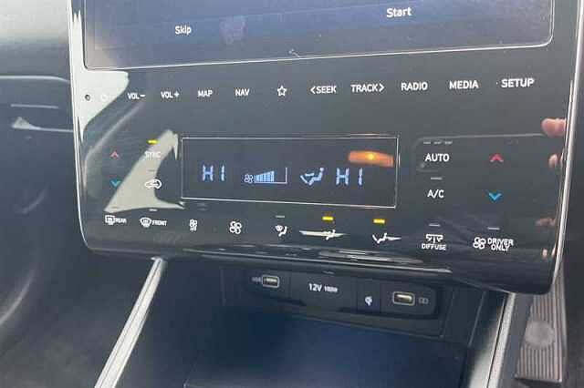 Hyundai TUCSON 1.6 h T-GDi 13.8kWh Premium SUV 5dr Petrol Plug-in Hybrid Auto 4WD Euro 6 (s/s)