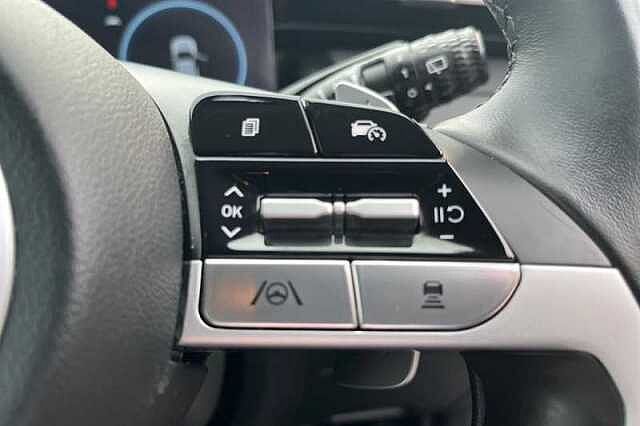Hyundai TUCSON 1.6 h T-GDi 13.8kWh Premium SUV 5dr Petrol Plug-in Hybrid Auto 4WD Euro 6 (s/s)