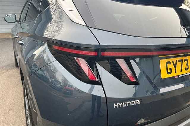 Hyundai TUCSON 1.6 h T-GDi 13.8kWh Premium SUV 5dr Petrol Plug-in Hybrid Auto 4WD Euro 6 (s/s)