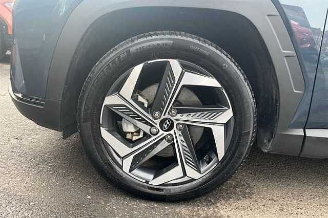 Hyundai TUCSON 1.6 h T-GDi 13.8kWh Premium SUV 5dr Petrol Plug-in Hybrid Auto 4WD Euro 6 (s/s)