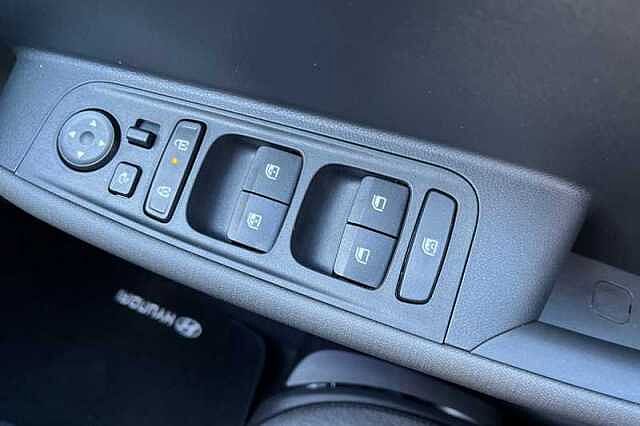Hyundai INSTER Long Range 49kWh 02 SUV 5dr Electric Auto (115 ps)