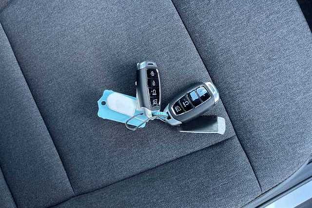 Hyundai INSTER Long Range 49kWh 02 SUV 5dr Electric Auto (115 ps)