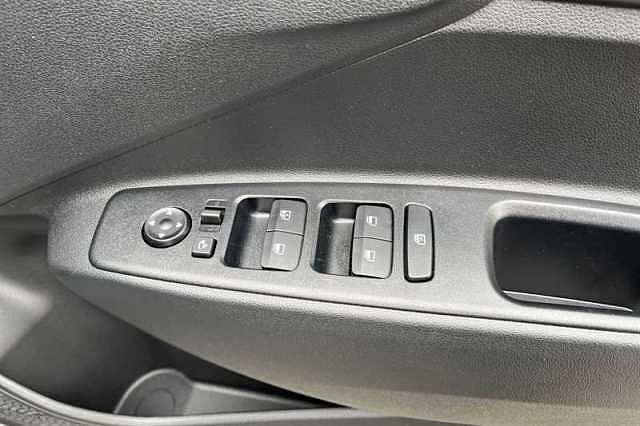Hyundai I10 1.2 Premium Hatchback 5dr Petrol Auto Euro 6 (s/s) (79 ps)