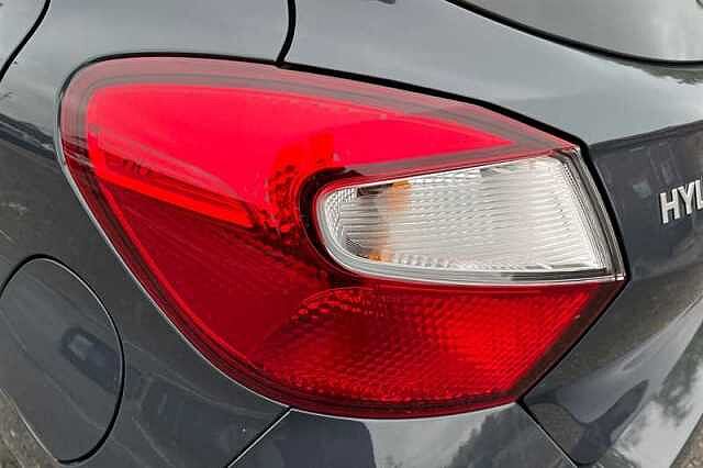Hyundai I10 1.2 Premium Hatchback 5dr Petrol Auto Euro 6 (s/s) (79 ps)