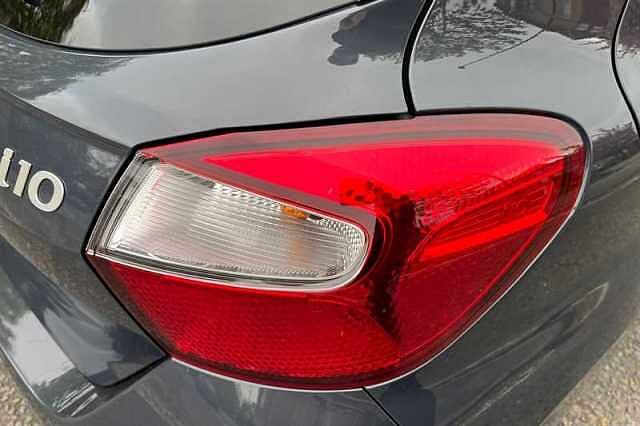 Hyundai I10 1.2 Premium Hatchback 5dr Petrol Auto Euro 6 (s/s) (79 ps)