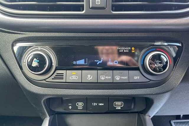 Hyundai I10 1.2 Premium Hatchback 5dr Petrol Auto Euro 6 (s/s) (79 ps)