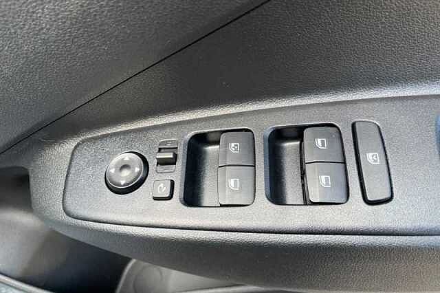 Hyundai I10 1.2 Premium Hatchback 5dr Petrol Auto Euro 6 (s/s) (79 ps)