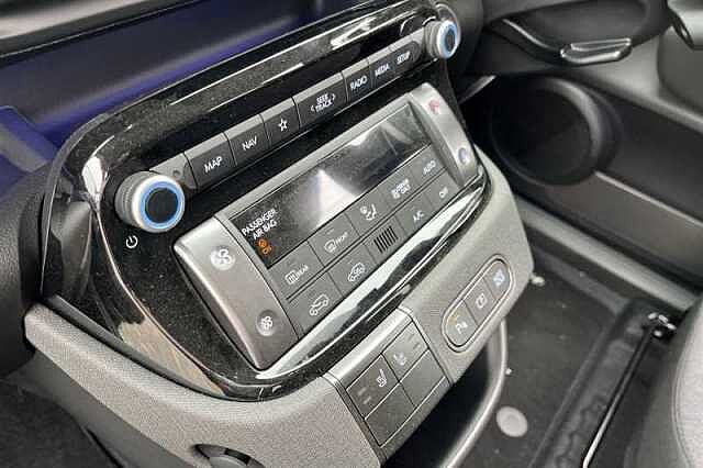 Hyundai INSTER Long Range 49kWh 02 SUV 5dr Electric Auto (115 ps)