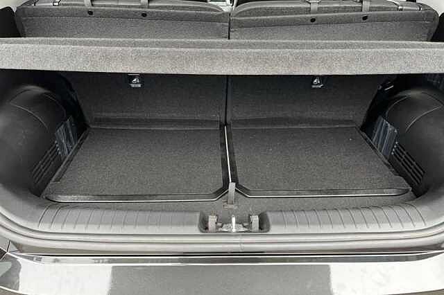 Hyundai INSTER Long Range 49kWh 02 SUV 5dr Electric Auto (115 ps)