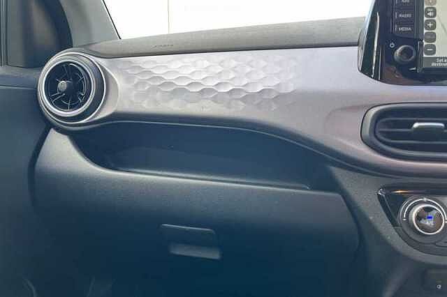 Hyundai I10 1.0 Premium Hatchback 5dr Petrol Manual Euro 6 (s/s) (63 ps)