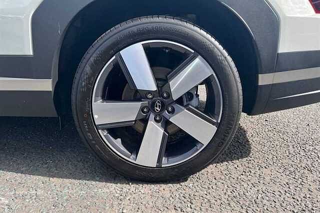Hyundai SANTA FE 1.6 T-GDi 13.8kWh Premium SUV 5dr Petrol Plug-in Hybrid Auto 4WD Euro 6 (s/s) (7 Green