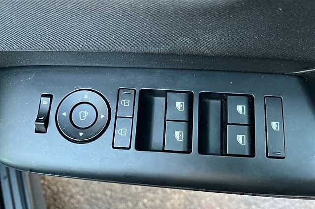 Hyundai KONA 65.4kWh N Line SUV 5dr Electric Auto (218 ps)